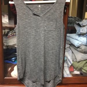 Gray tank top